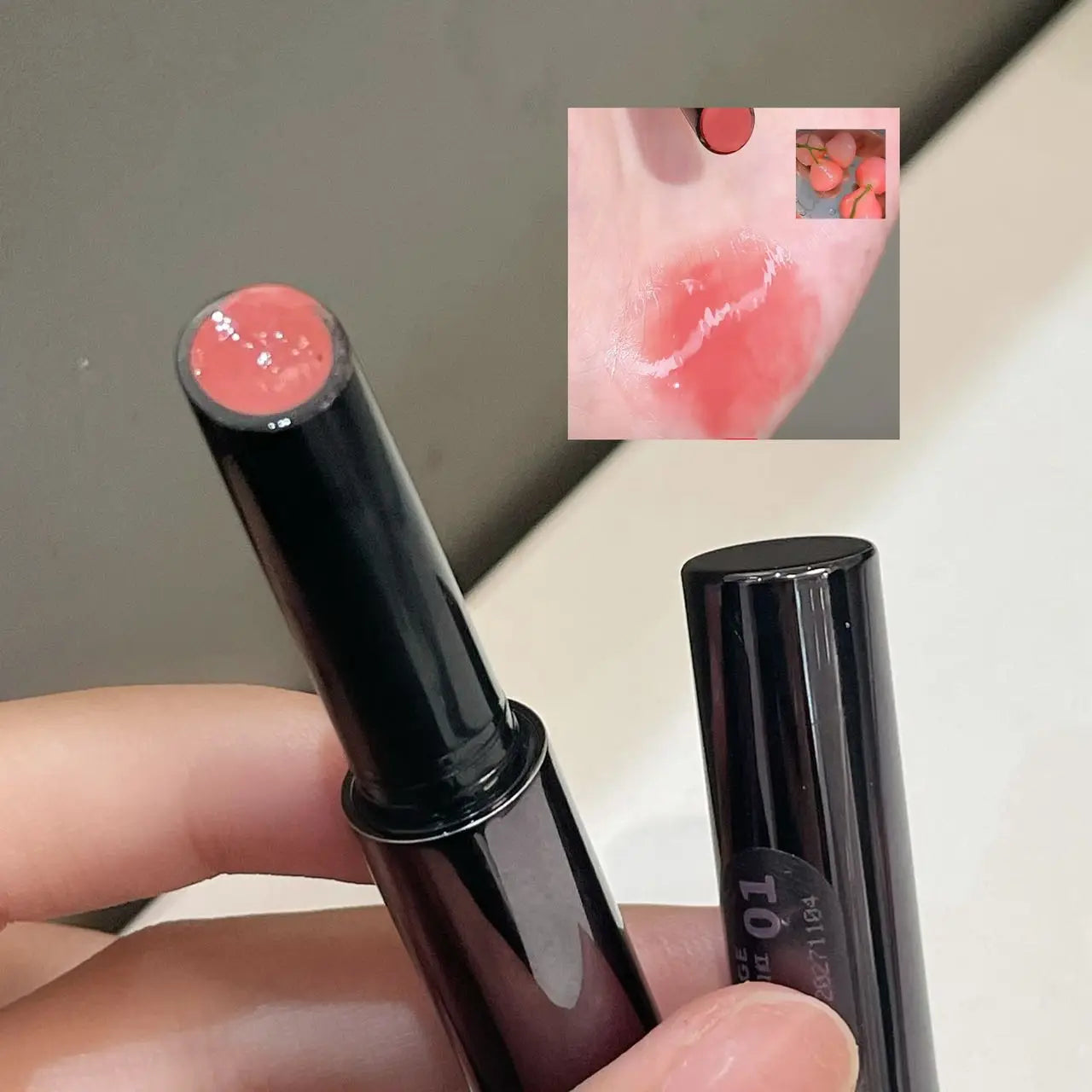 Herorange Mirror Lipstick, Super Pigmented, Non-Sticky, Non-Smudging, Easy to Apply, Long-Lasting, Not Easy to Fade, Moisturizing and Hydrating, Glossy Lipstick, Christmas Gift
