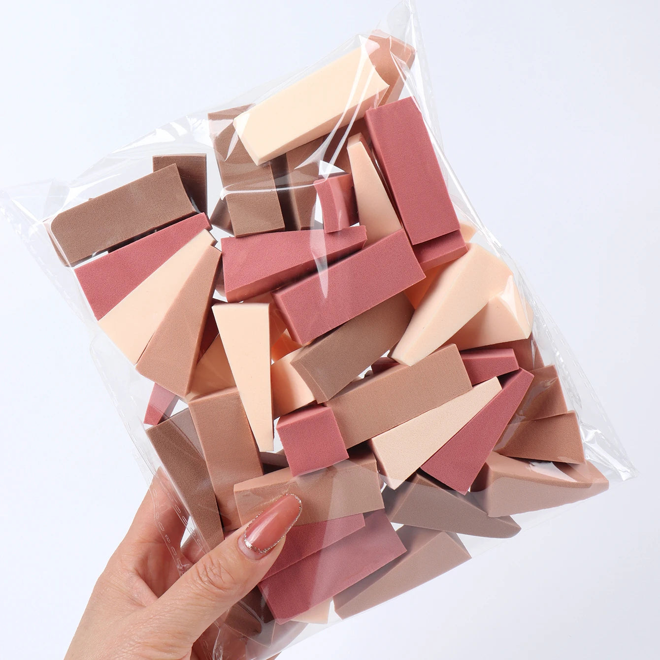 50 Pieces of Random Color Facial Curve Mixed Makeup Sponge, Latex-Free, Small Wedge-Shaped Smooth Application Beauty Sponge Applicator