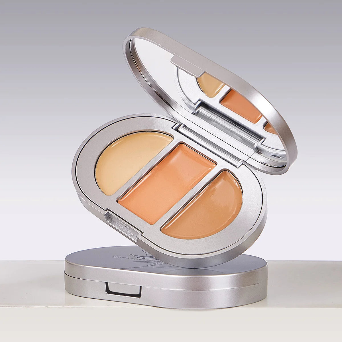 QXQY Salmon Color Corrector|3-in-1 Dark Circle Concealer & Tear Trough Brightener|Creamy Undereye Trio Palette|Seamless Skinfit™