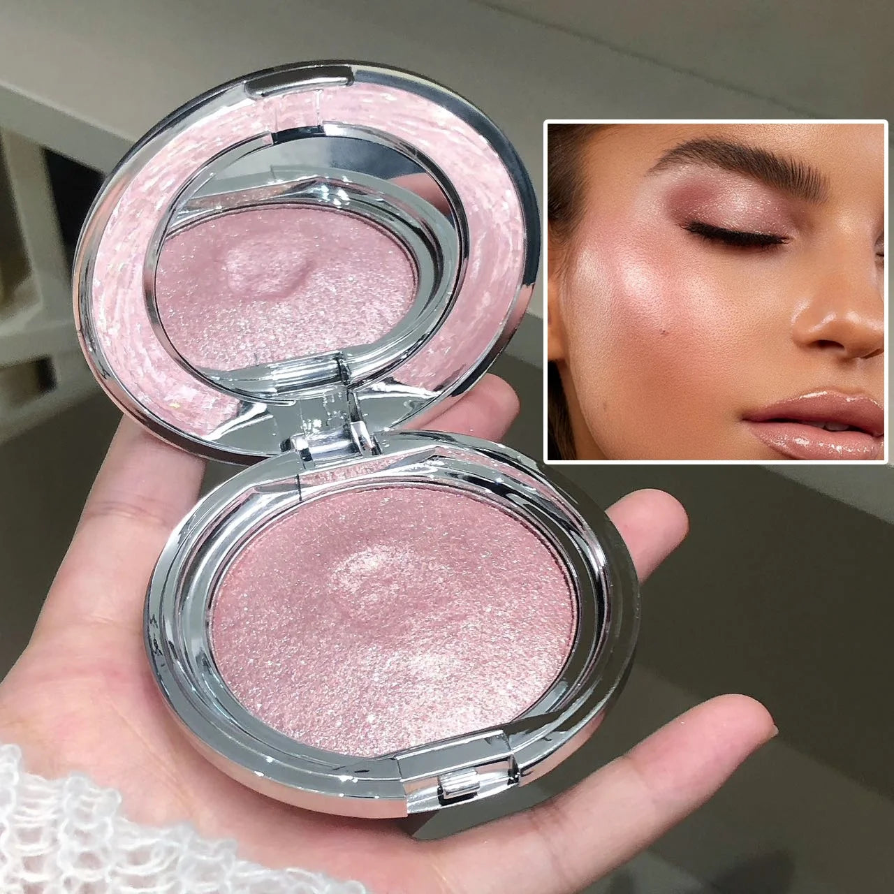 Monochrome Highlighter Cream, Facial Brightening, Diamond Sparkle, Shimmer, Pearlescent Mashed Potato Texture, Long-Lasting, Smudge-Proof, Radiant Glow, Contouring, Creating a 3D Effect, Natural Blush, Multifunctional Rouge C