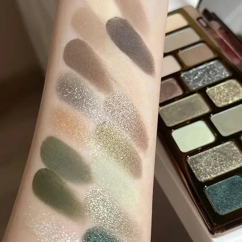 16 Color Green Pearl Eyeshadow Makeup Palette Waterproof Lasting Diamond Shimmer Eyeshadow Sparkling Crystal Eye Makeup Cosmetic