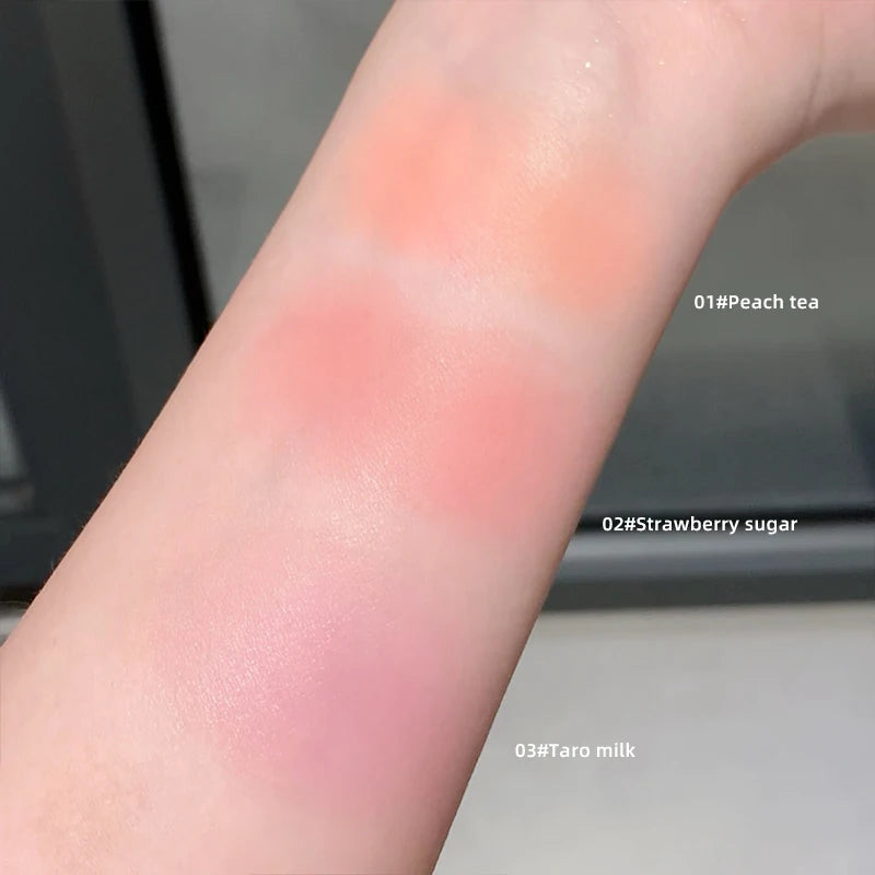 Gege Bear 3 Colors Matte Cream-Textured Cushion Blush with Puff, Powder-free, Smooth Application, Create Flawless Daily Makeup
