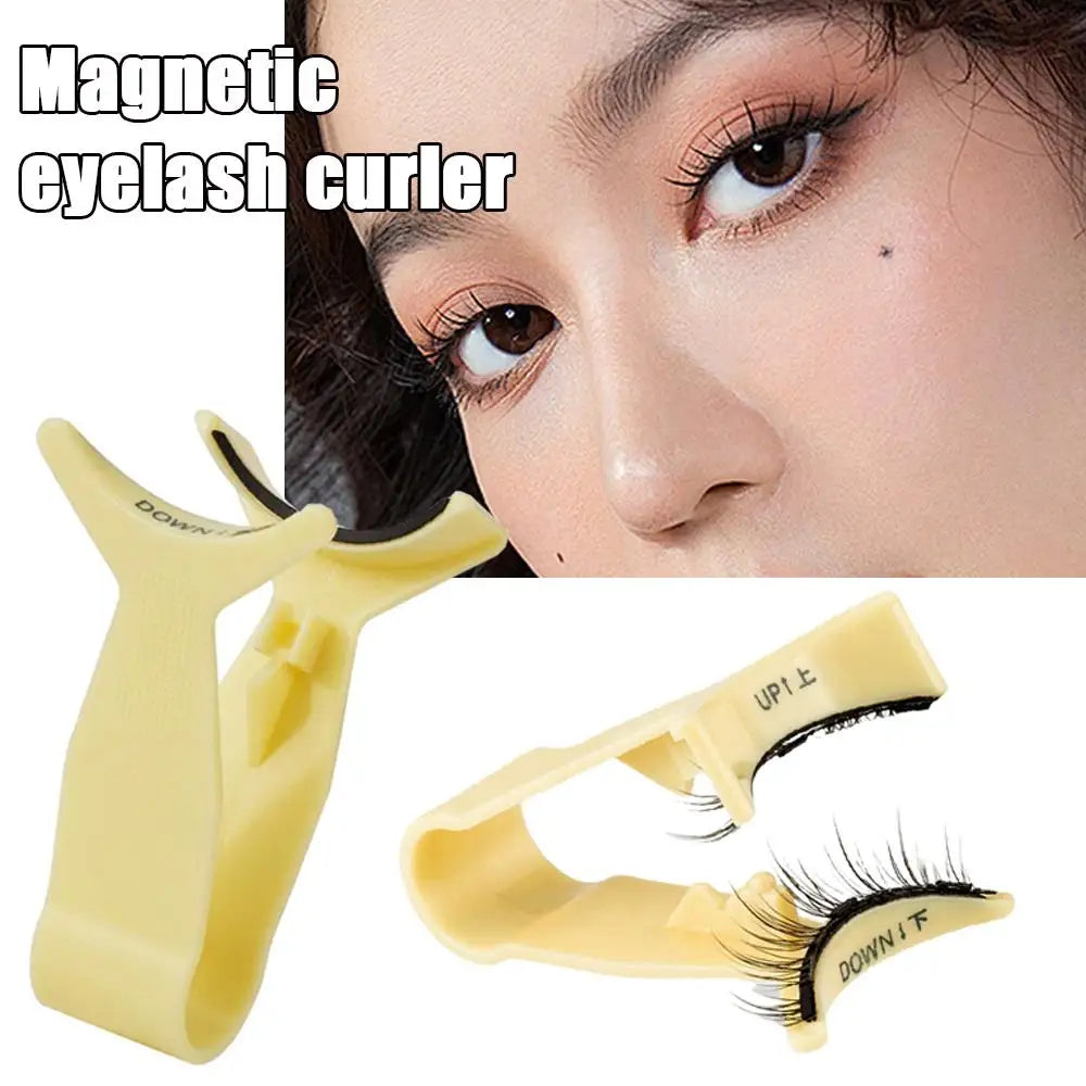 Eyelash Curler Magnetic Eyelashes Tweezer Small Makeup Tool Eyelashes Applicator Magnetic Lash Clip Useful Lashes Tweezer