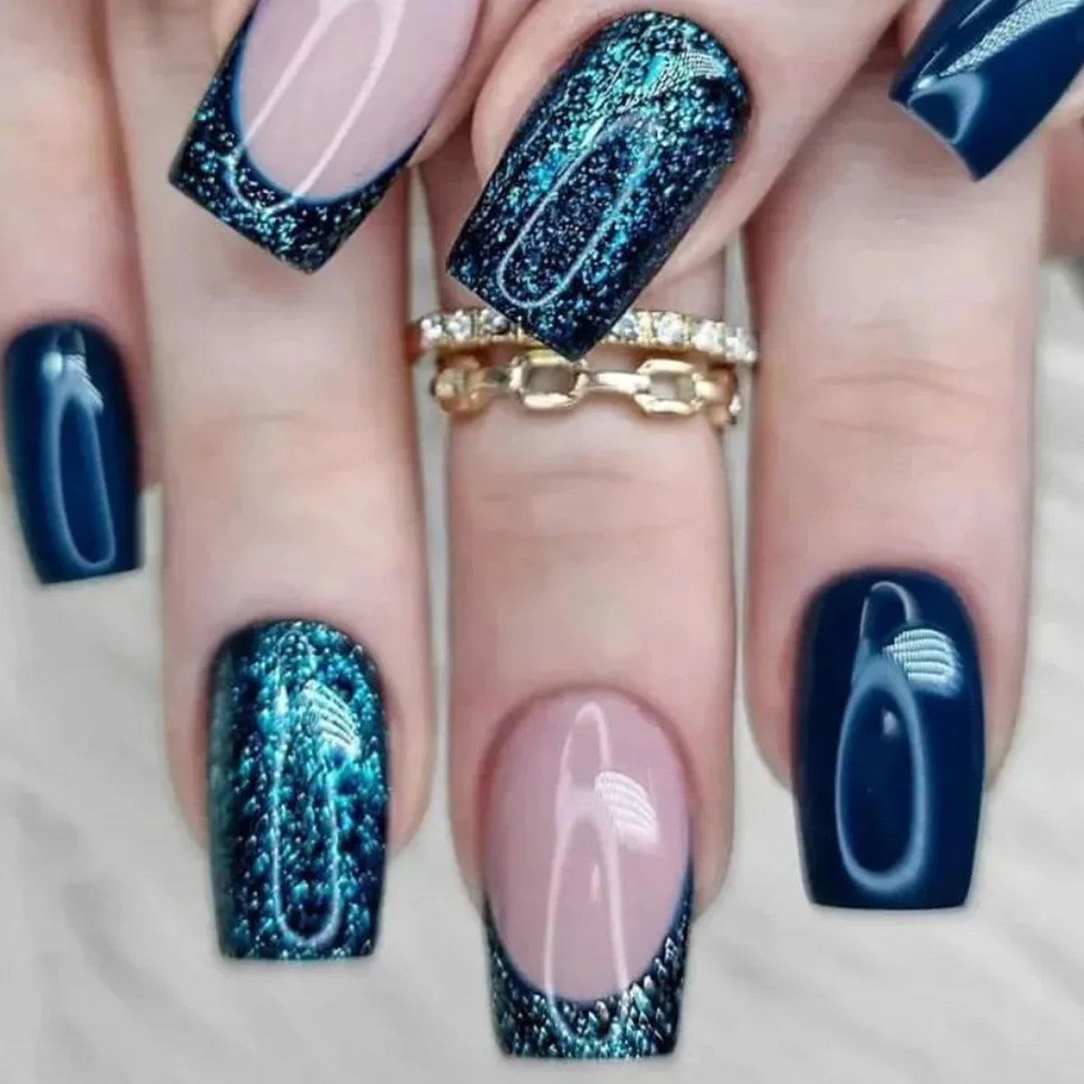 24Pcs Short False Nails with Shimmery Powder Ballet Nail Art Full Cover French Sheer Wearable Nail Manicure Tips for Girls Daily