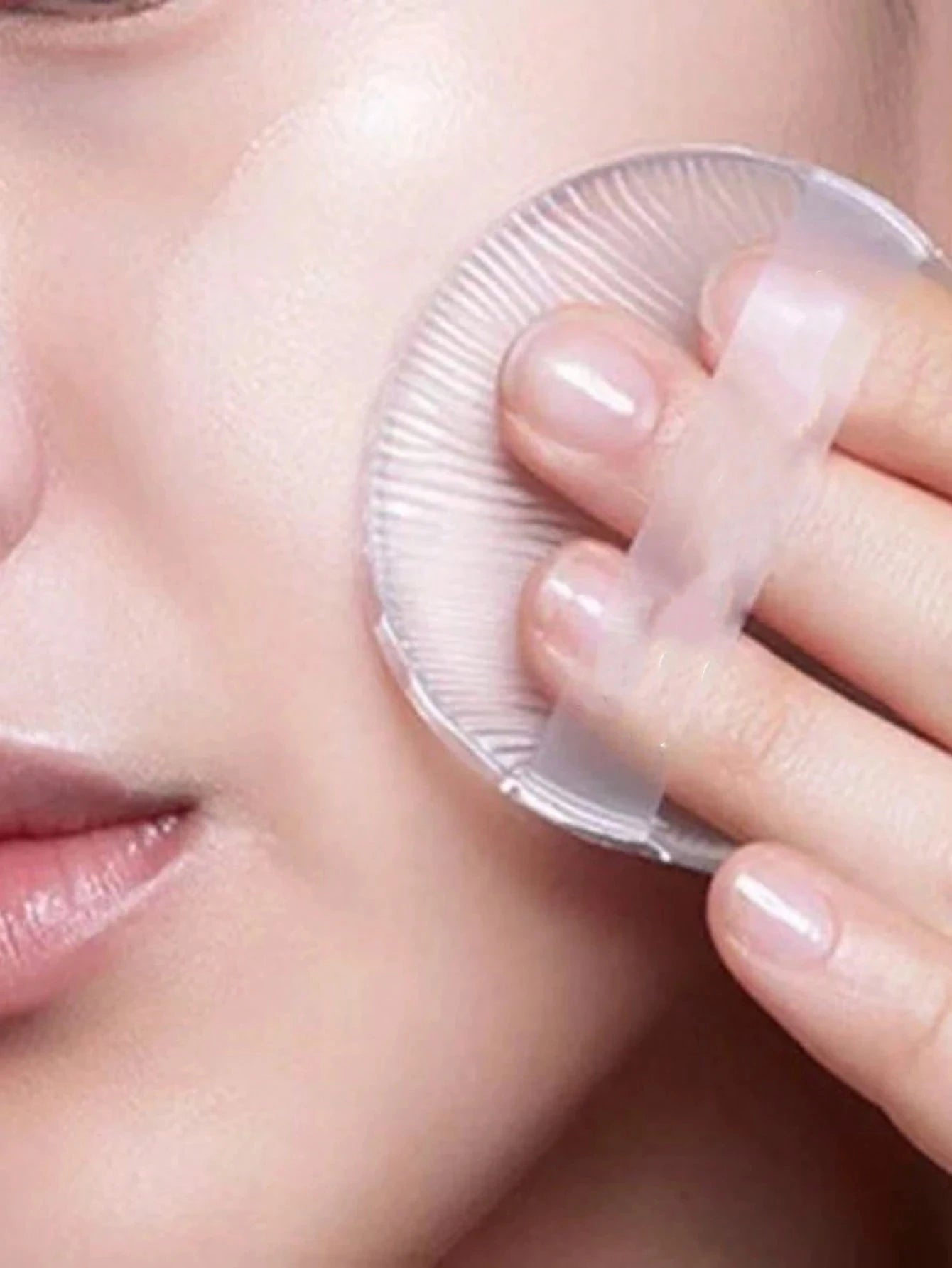 1/2Pcs Silicone Makeup Sponge, Water-Based Crystal Jelly BB Cushion Puff, Transparent Makeup Foundation Sponge, Non-Absorbing