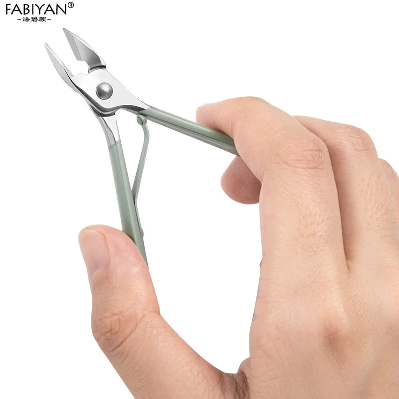Green 7-22Pcs  Nail Art Cutter Pedicure Scissors Nail Clipper Tool Set Manicure Pedicure Dead Skin Remover With Case