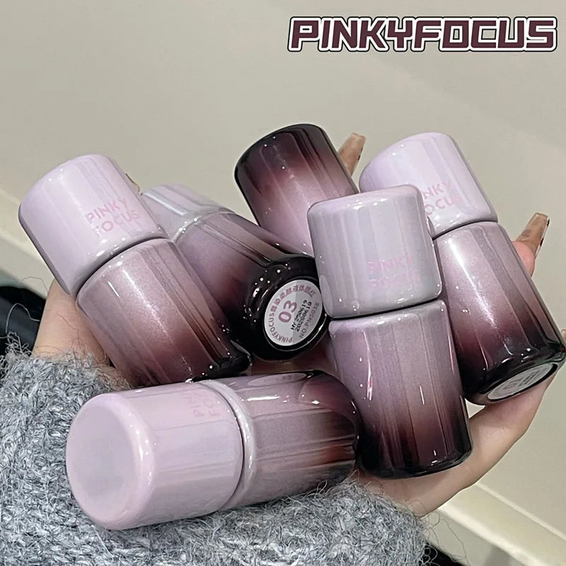 Pinkyfocus Low-Saturation Liquid Blush, Watery Texture That Instantly Transforms into a Matte Finish, Clear and Natural Complexion-Enhancing, Unlocking Everyday Korean-Style Makeup Looks