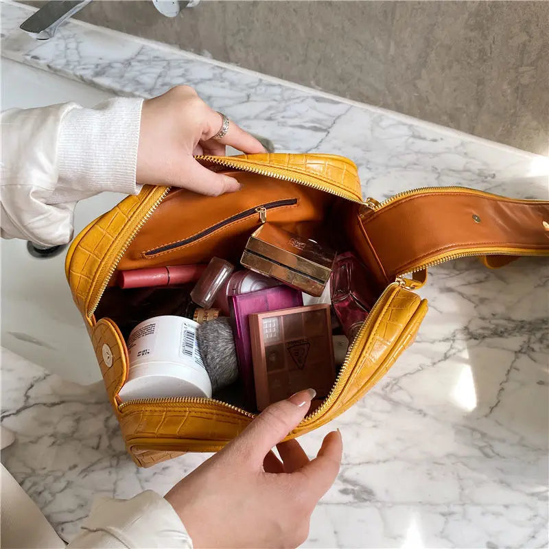 Large-capacity Cosmetic Storage Bag Waterproof Simple Washing Carry-on Portable Female Organizer Travel Toiletries Makeup Bag