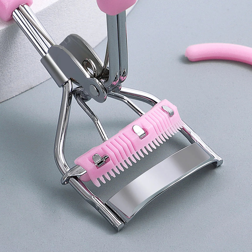 Portable eyelash curler with 5 silicone pads, pink stainless steel with comb curling tool for eyelash extension, eyelash curler