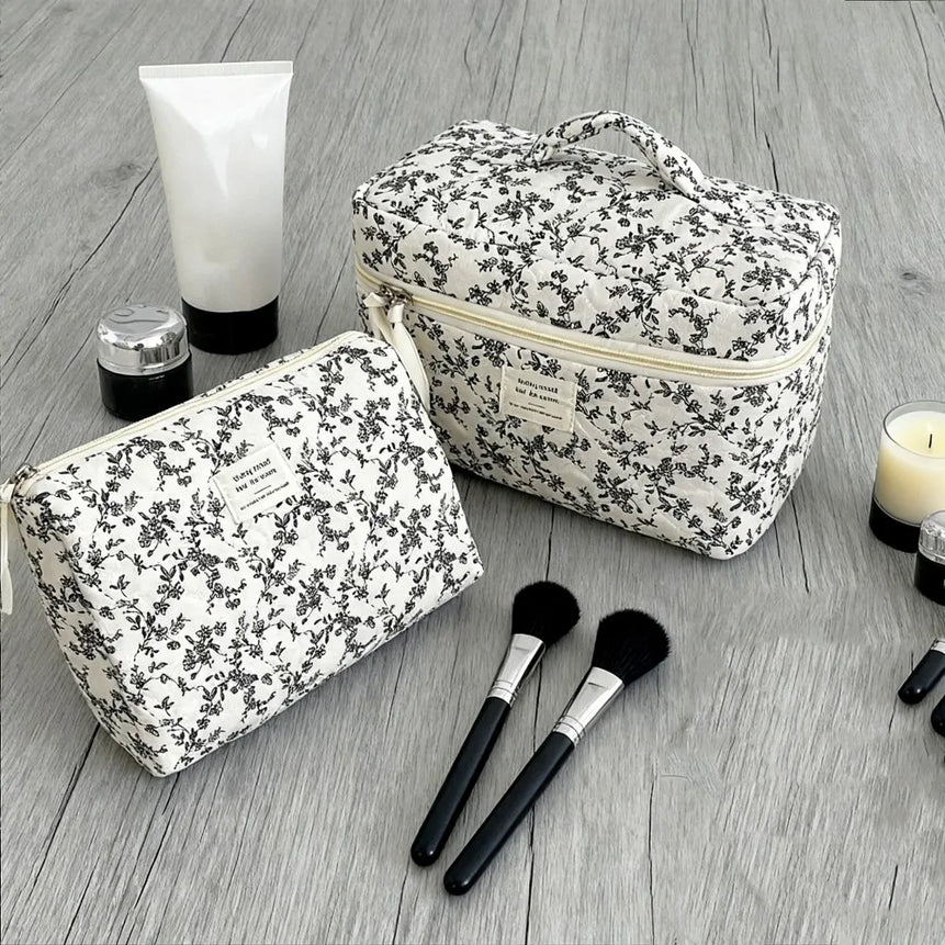 Makeup Pouch Large Capacity Gifts for Women Women's Cosmetic Bag For Travel Travel Cosmetic Pouch Makeup and Cosmetics Organizer