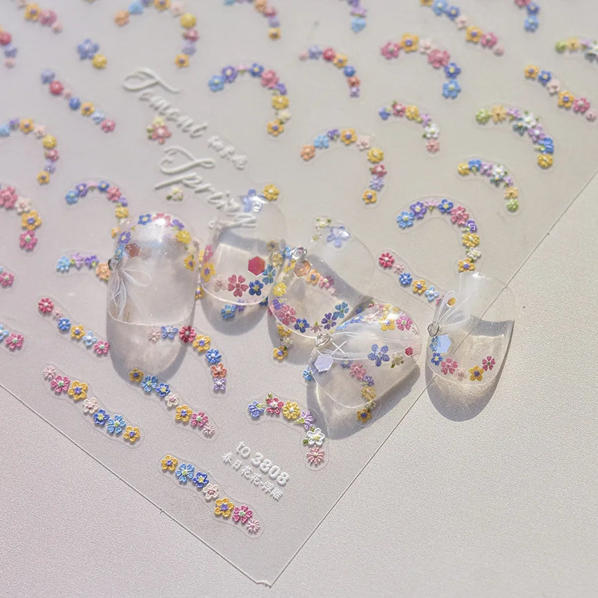 Wild Daisy Crystal Diamond Nail Sticker 5D Adhesive Flower Trendy Nail Art Stickers DIY Nail Art Decorations 3D Manicure Decals