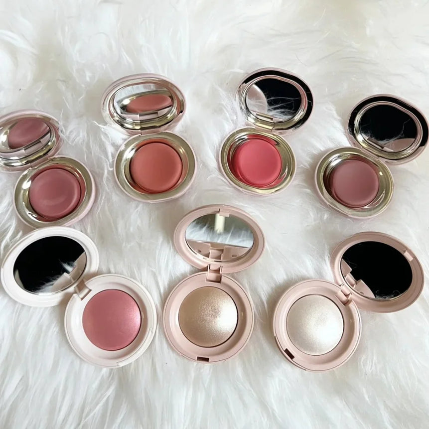 Rare Beauty Light Silky Touch Innovative Highlighter Transferproof Smudgeproof Water-resistant Long Lasting Natural-looking Glow