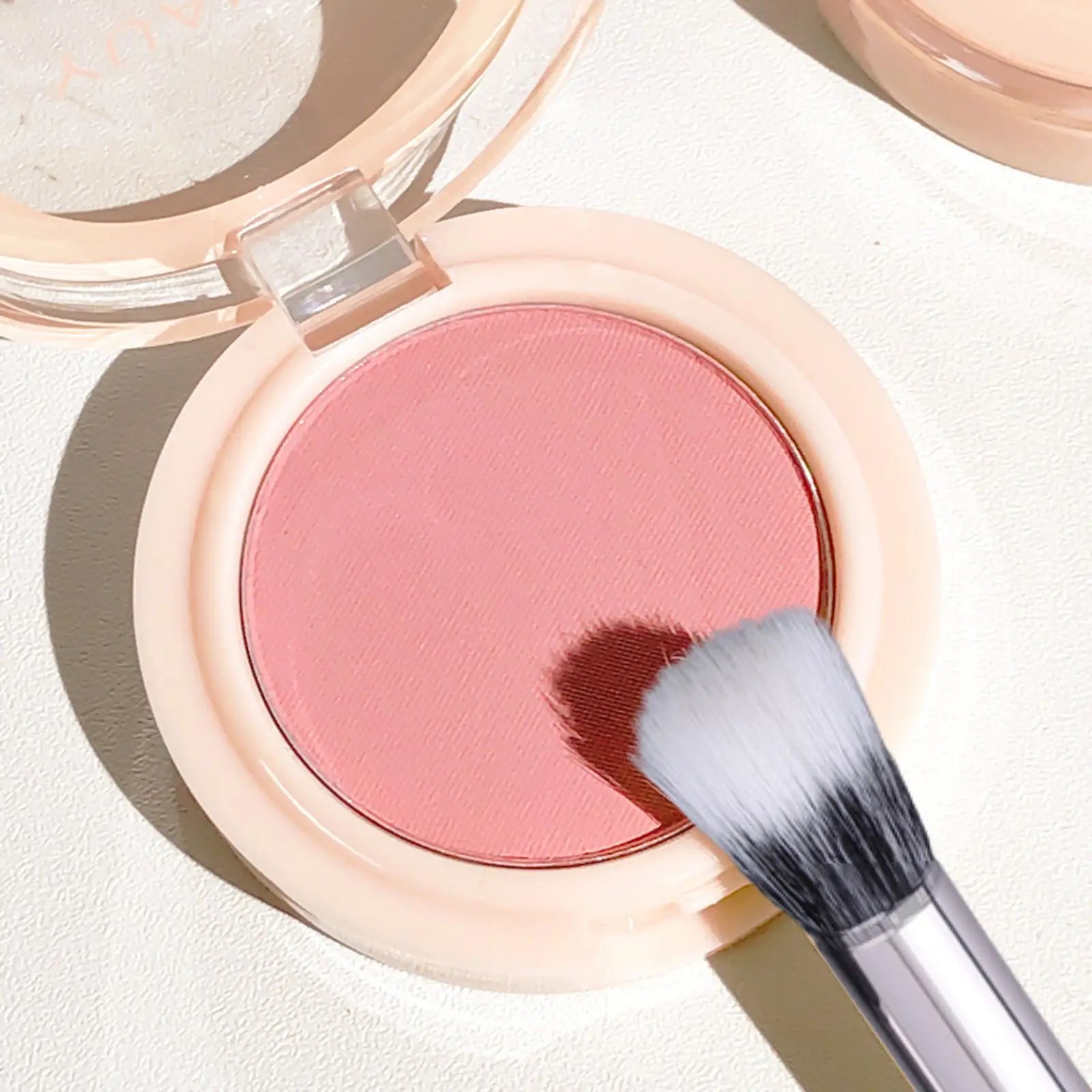 Single Shade Natural Pink Matte Blush Powder Palette with Brush Long-Lasting Buildable Soft Pink/ Rosy Glow/ Nude Cheek Contour