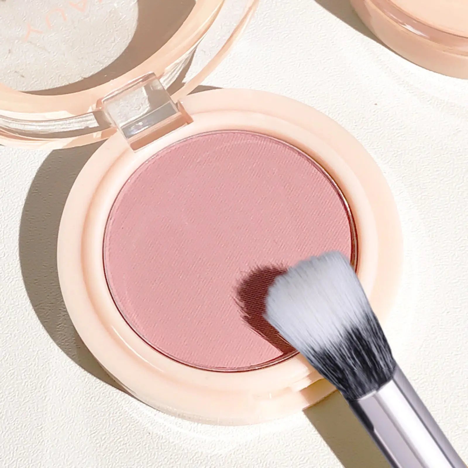 Single Shade Natural Pink Matte Blush Powder Palette with Brush Long-Lasting Buildable Soft Pink/ Rosy Glow/ Nude Cheek Contour