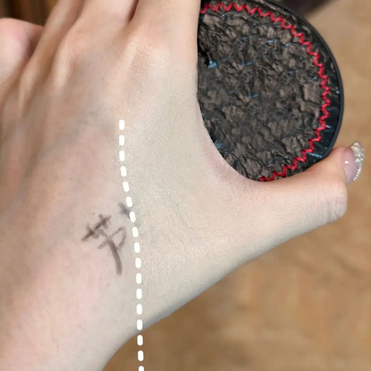[ClearanceSale] Girlcult Twilight Cushion Foundation,Micro-Light Hydrating Texture,Long-Lasting Wear,Oil-Free Matte Cushion