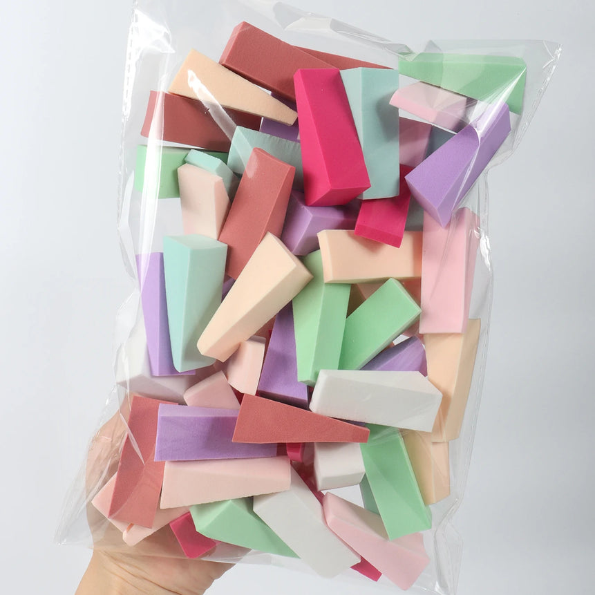 50 Pieces of Random Color Facial Curve Mixed Makeup Sponge, Latex-Free, Small Wedge-Shaped Smooth Application Beauty Sponge Applicator