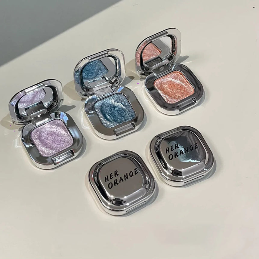 HERORANGE Square Single Highlighter Powder, Creamy Soft Texture, Radiant Pearl Pigment, Long-lasting Glow, Intense Color Payoff