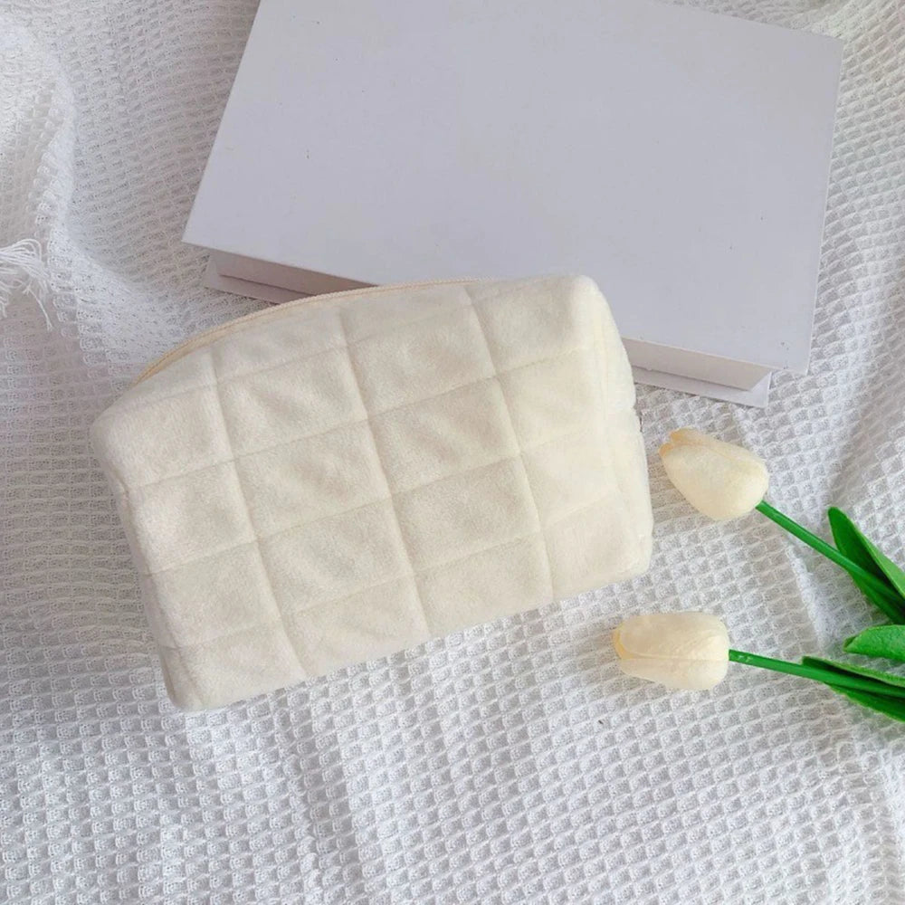 Cute Soft Plush Small Cosmetic Bag Portable Travel Pouch Solid Color Zipper Toiletry Storage Organizer for Women Makeup Bag
