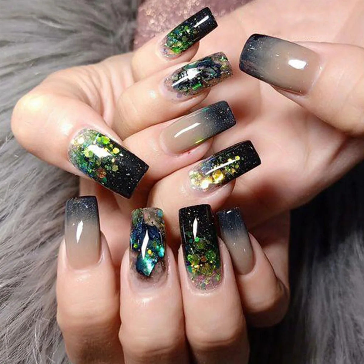 24Pcs Short False Nails with Shimmery Powder Ballet Nail Art Full Cover French Sheer Wearable Nail Manicure Tips for Girls Daily